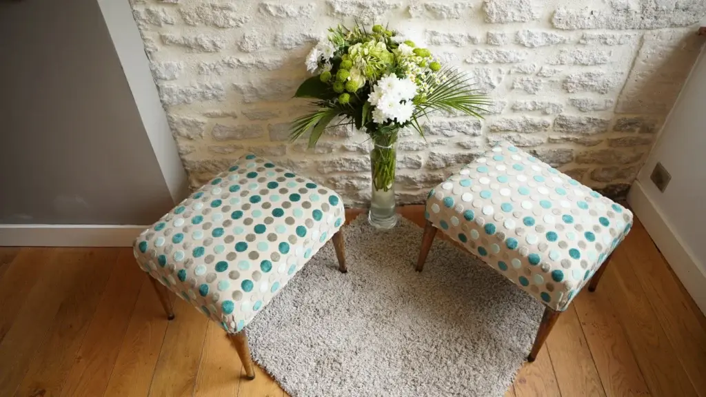Paire de poufs